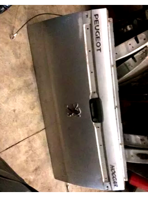 TAMPA TRASEIRA PEUGEOT HOGGAR COMPLETA ORIGINAL TAMPA TRASEIRA PEUGEOT HOGGAR COMPLETA ORIGINAL